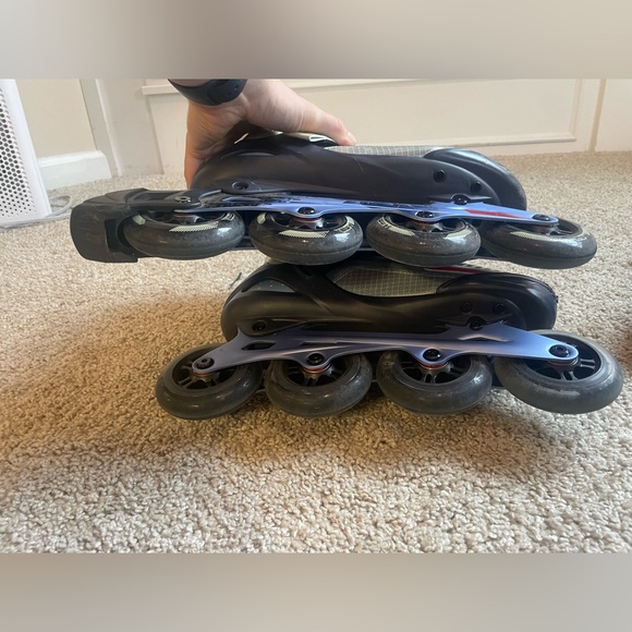 Roller blades (Story) - Picture 4 of 5